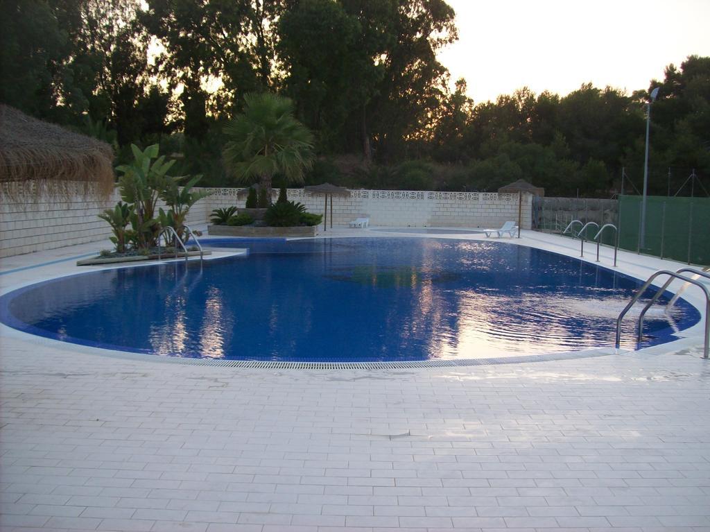 Hotel Residencia Marista Santa Maria Del Mar Guardamar del Segura Exterior foto