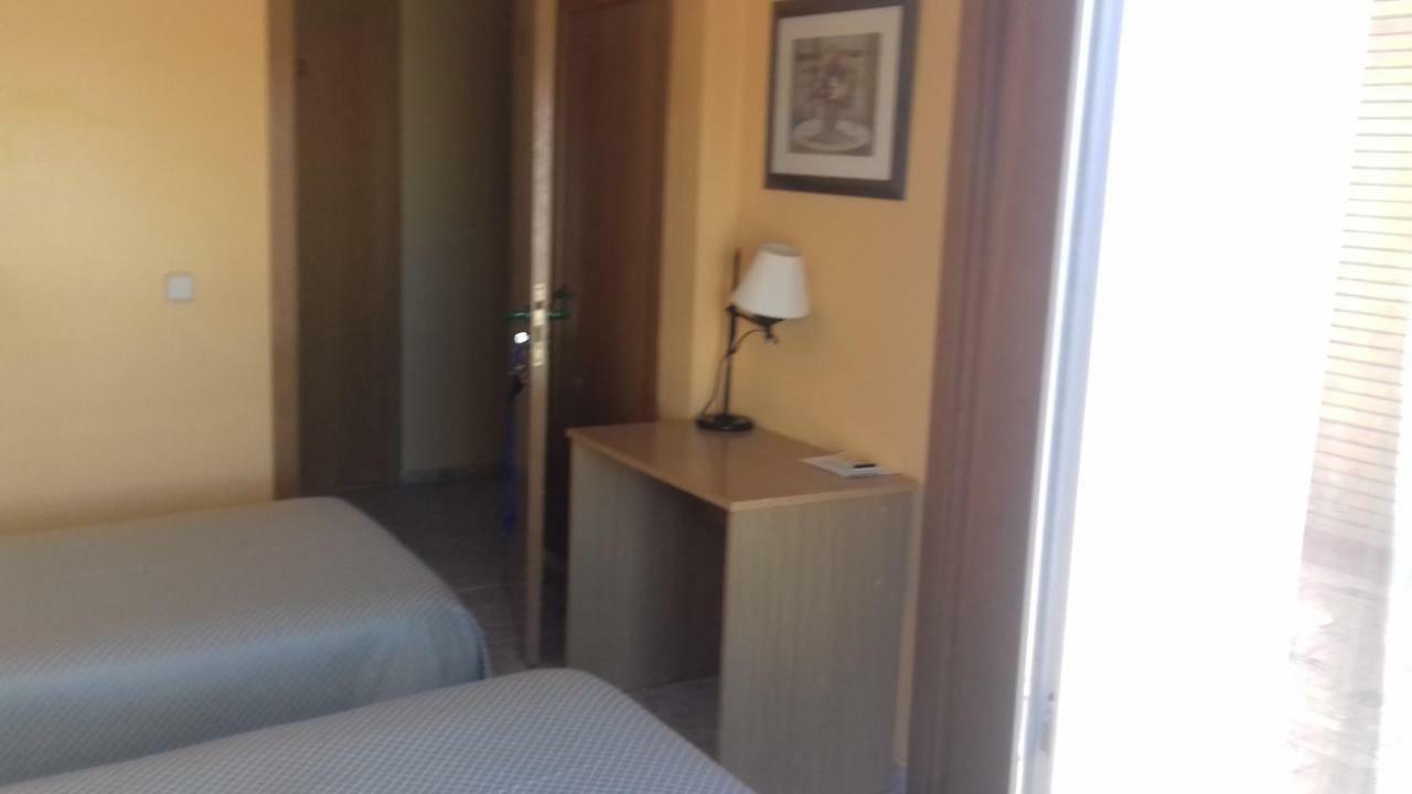 Hotel Residencia Marista Santa Maria Del Mar Guardamar del Segura Exterior foto